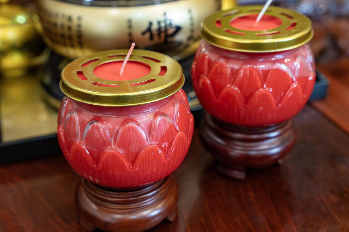 Nến Thờ Hình Hoa Sen Vàng (3 Ngày) - Ảnh 2